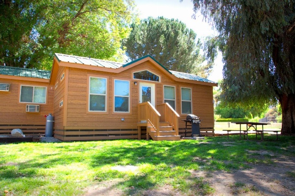 Soledad Canyon Cottage 5 image 1